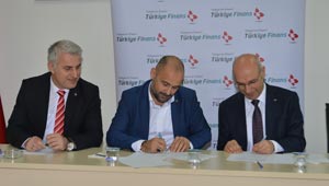 Türkiye Finans’tan İzmirli ayakkabıcılara destek