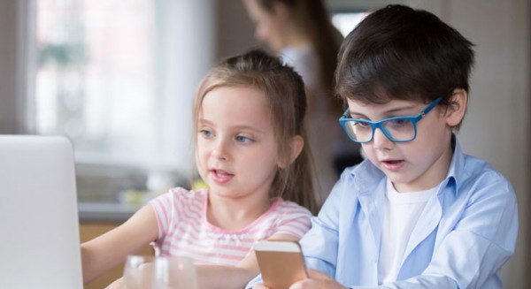 Yaz Tatiline Çıkacak Çocuklar İçin Ebeveynlere 8 Online Güvenlik Uyarısı