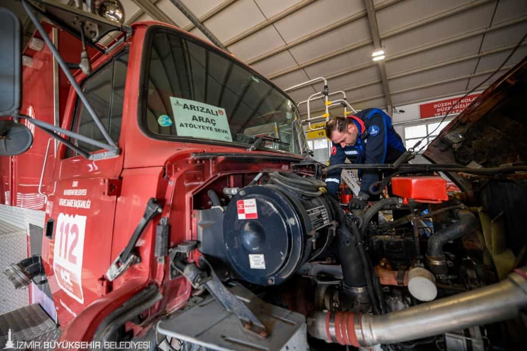İtfaiye araçlarının bakım üssü: Mekatronik Atölyesi