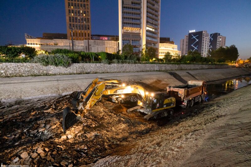 ​İZSU ekipleri nöbette