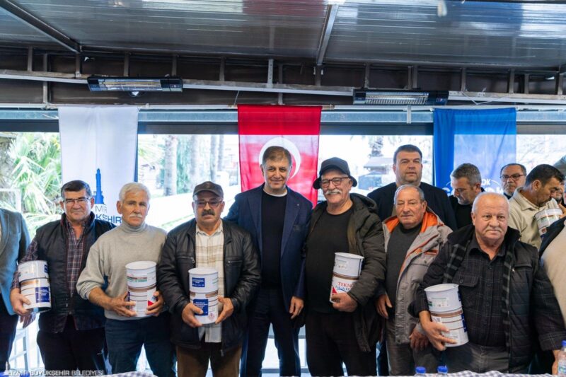 İzmir’de küçük ölçekli balıkçıya dayanışma eli