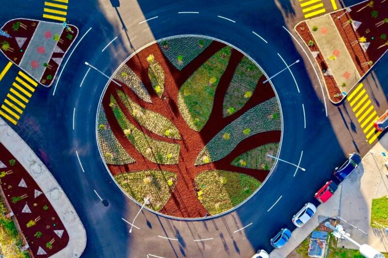 Kavşaklar sanat eserine dönüşüyor