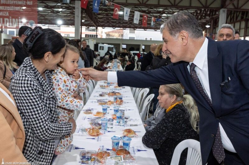 Ramazan bereketi Menderes’te