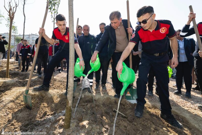 Bornova’ya 8 bin metrekarelik mikro orman