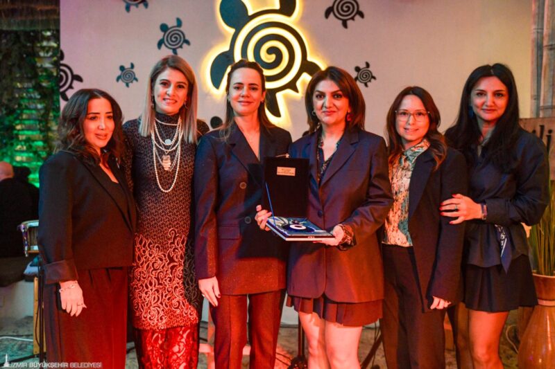 Öznur Tugay: Kadınlar için değişimi güç birliğiyle sağlayalım