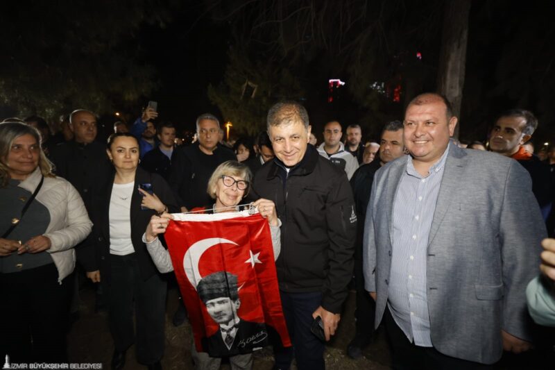 “Yarın herkesi 18.00’deki mitinge davet ediyorum”