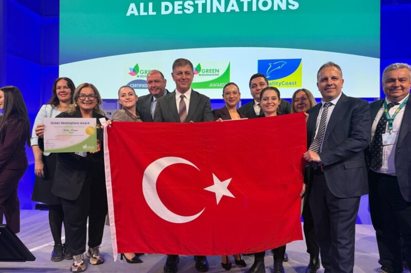 İzmir turizmde iddiasını büyütüyor