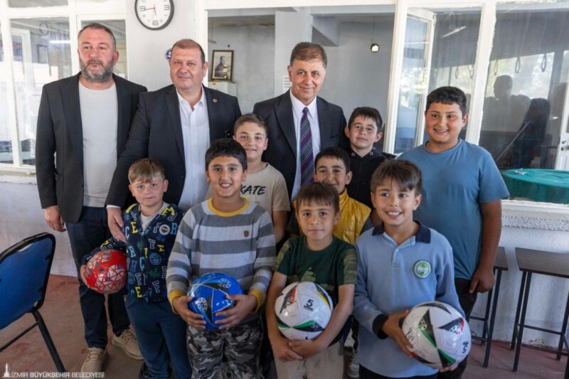 Başkan Tugay’dan Menderes’e teşekkür turu