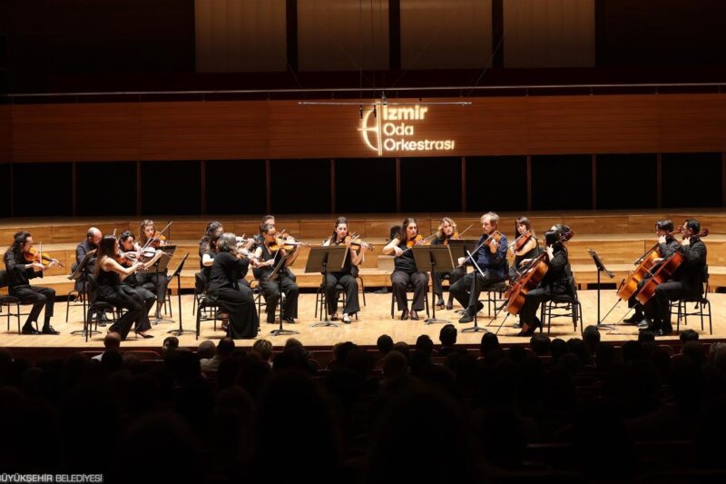 İzmir Oda Orkestrası’ndan unutulmaz gece