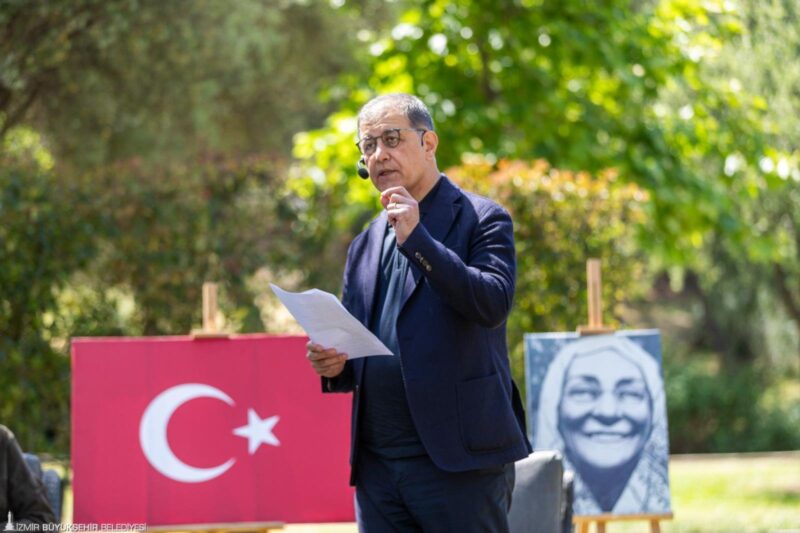 Başkan Tugay’dan Anneler Günü’nde duygulandıran sürpriz