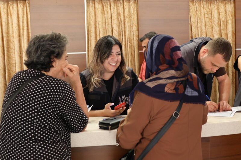İzmir’de Bokaşi kompostu uygulamasına yoğun ilgi