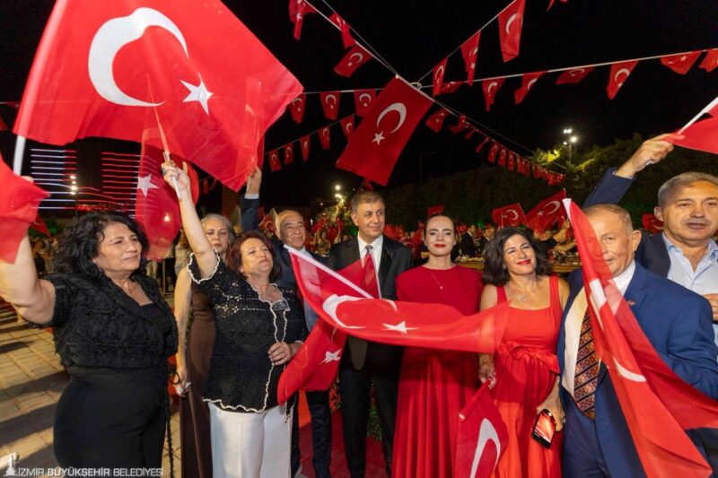 “104 yıllık mirasa çalışarak sahip çıkacağız”