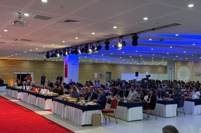 İzmir’den Akdeniz kentlerine iklim iş birliği çağrısı