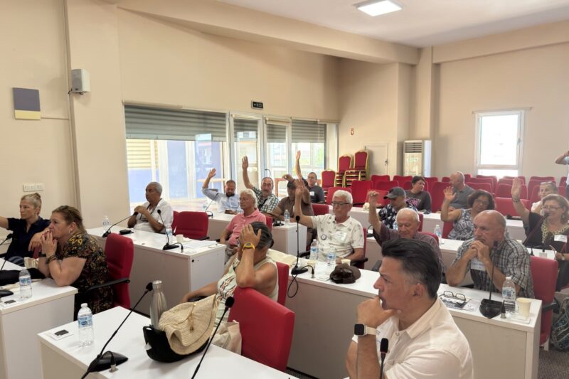 İzmir’de 30 ilçenin sesi Yurttaş Meclisi’ne taşınacak