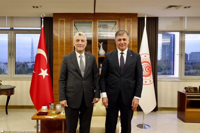 Başkan Tugay’dan Ticaret Bakanı Bolat’a ziyaret